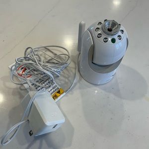 Infant Optics add on camera DXR8